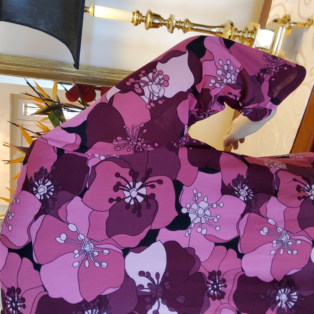 Floral Top - Picture 6 of 10